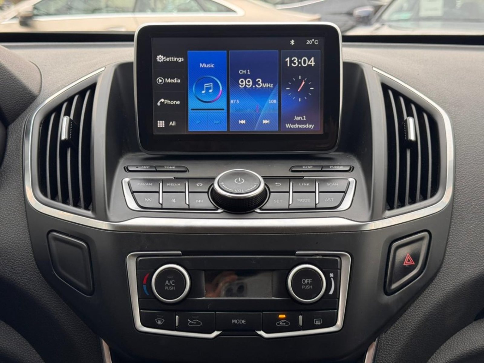 DFM AX-5 1.4 MT TURBO 2019 - Imagen 7 de 8