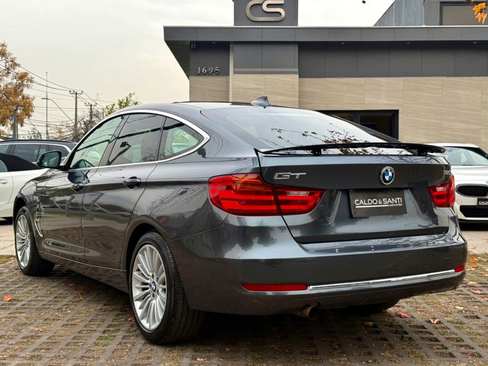 BMW 320I GT LUXURY 2.0 AT 2016 - Imagen 3 de 10