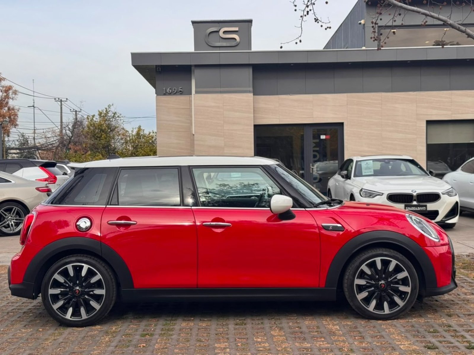 MINI COOPER S 2.0 AT 5ptas 2024 - Imagen 6 de 10