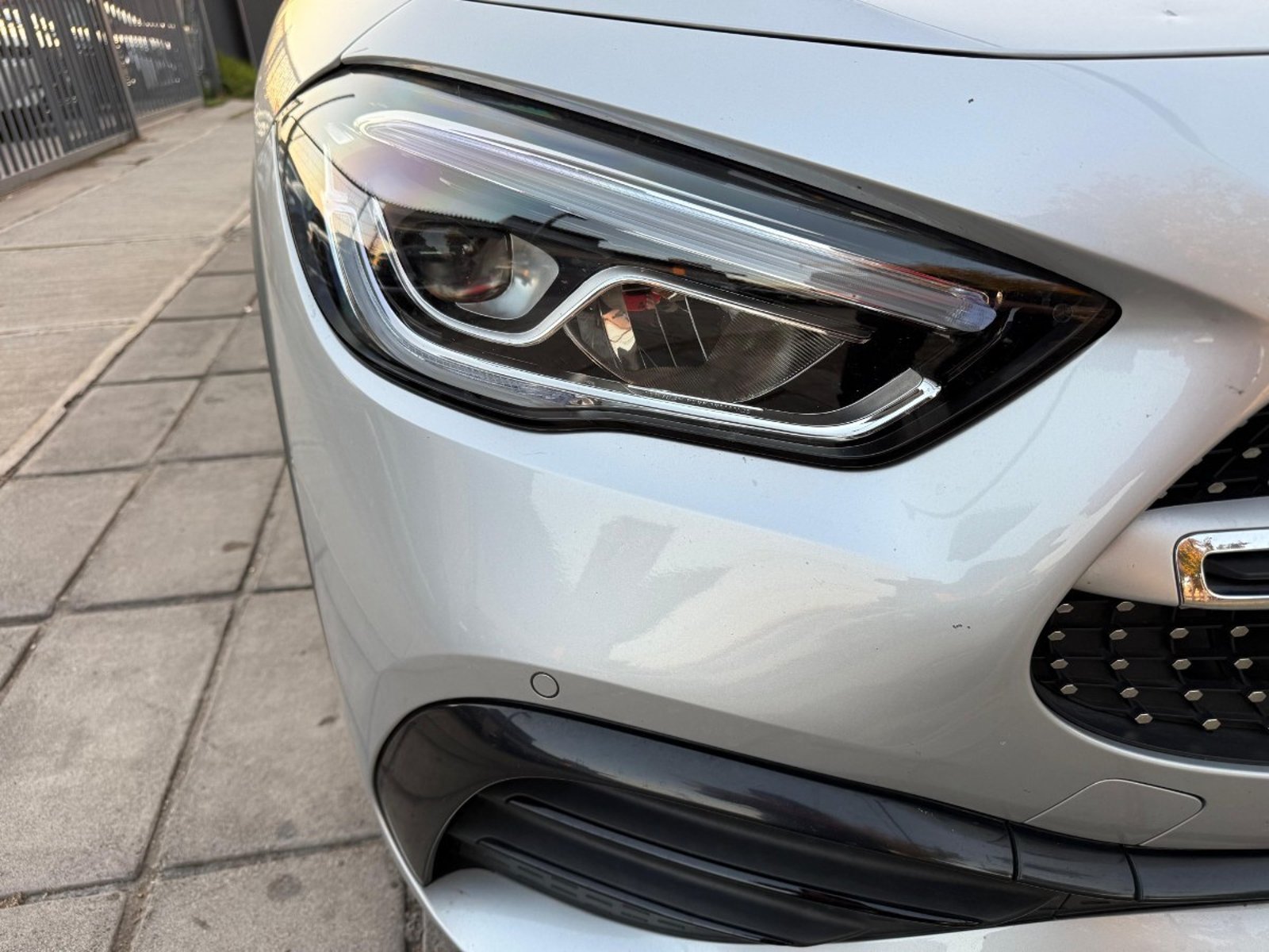 MERCEDES-BENZ GLA 220 1.9 AT DIESEL 4MATIC 2023 - Imagen 9 de 9