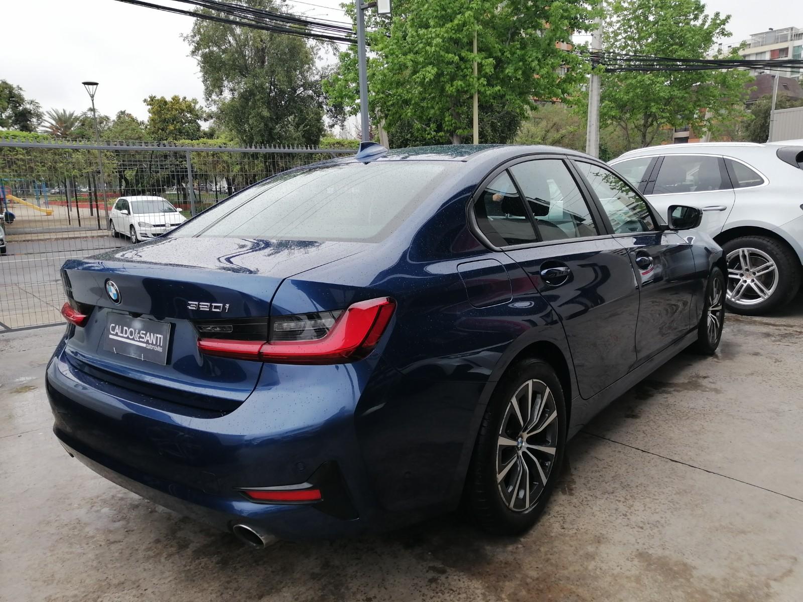 BMW 320I URBAN 2.0 AT 2021 - Imagen 4 de 10