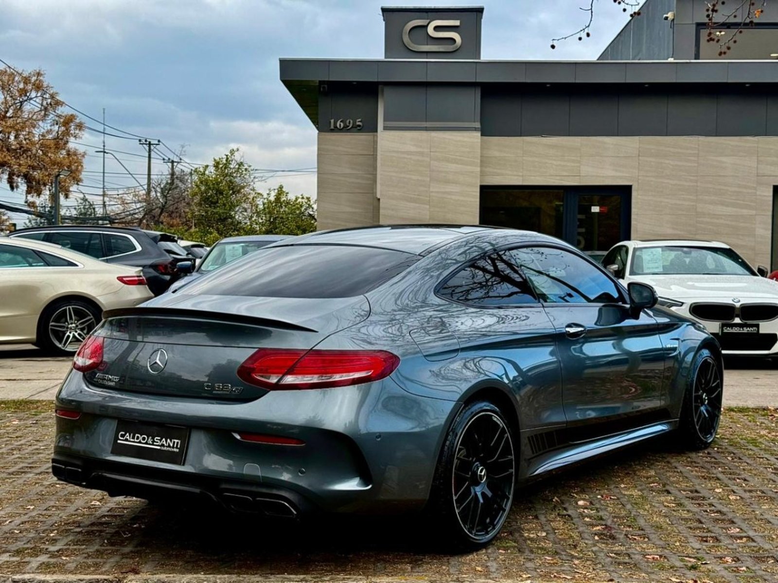 Mercedes-Benz C63 S AMG 4.0 V8 BITURBO 2017 - Foto 5 de 10