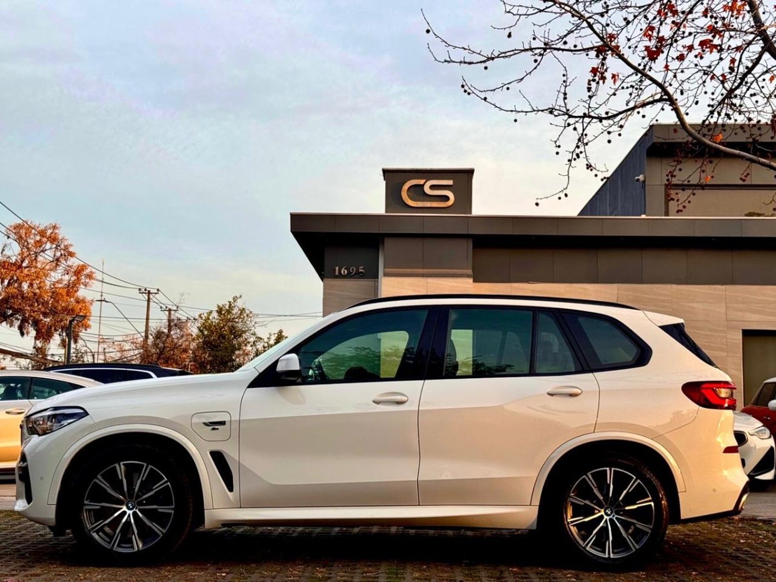 BMW X5 XDRIVE 45E M SPORT 3.0 AT 2022 - Foto 2 de 10