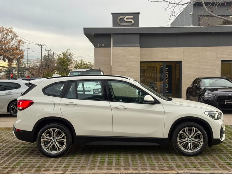 BMW X1 SDRIVE 18D 2.0 AT 4x2 2022 - Imagen 6 de 10