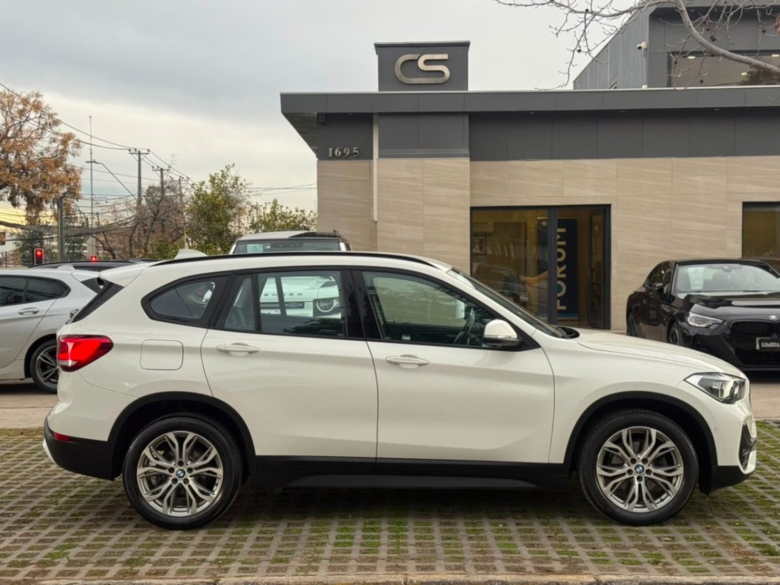 BMW X1 SDRIVE 18D 2.0 AT 4x2 2022 - Imagen 6 de 10