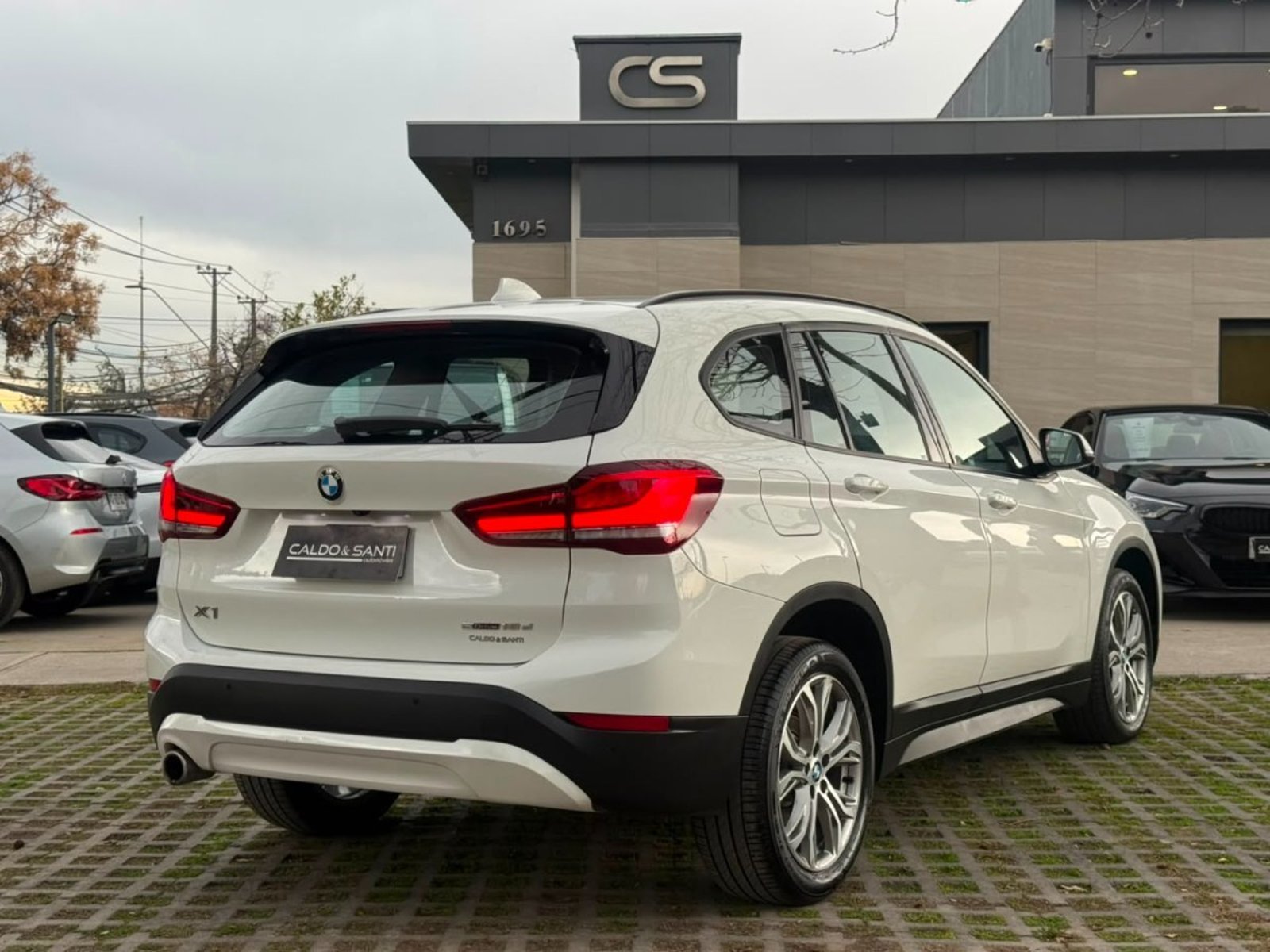 BMW X1 SDRIVE 18D 2.0 AT 4x2 2022 - Foto 5 de 10