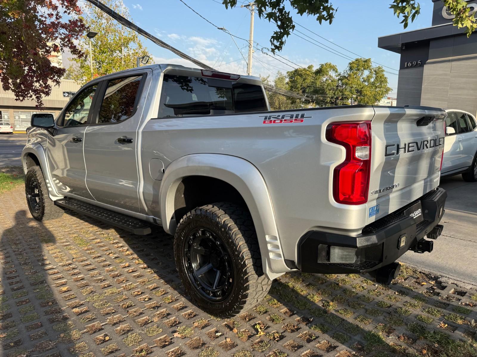 CHEVROLET SILVERADO 5.3 Auto LT Trail Boss DC 4WD 2022 - Imagen 3 de 10