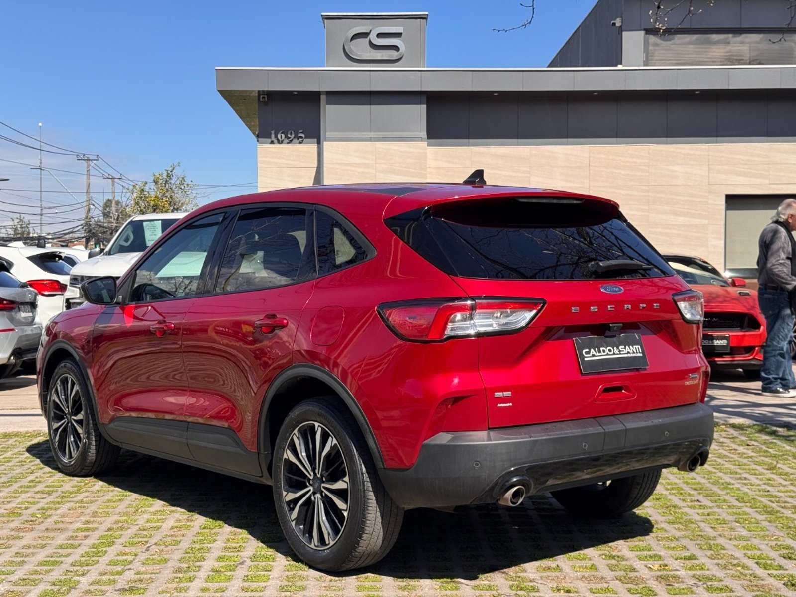 Ford ESCAPE 2.5 AT HIBRIDA 2023 - Imagen 3 de 10