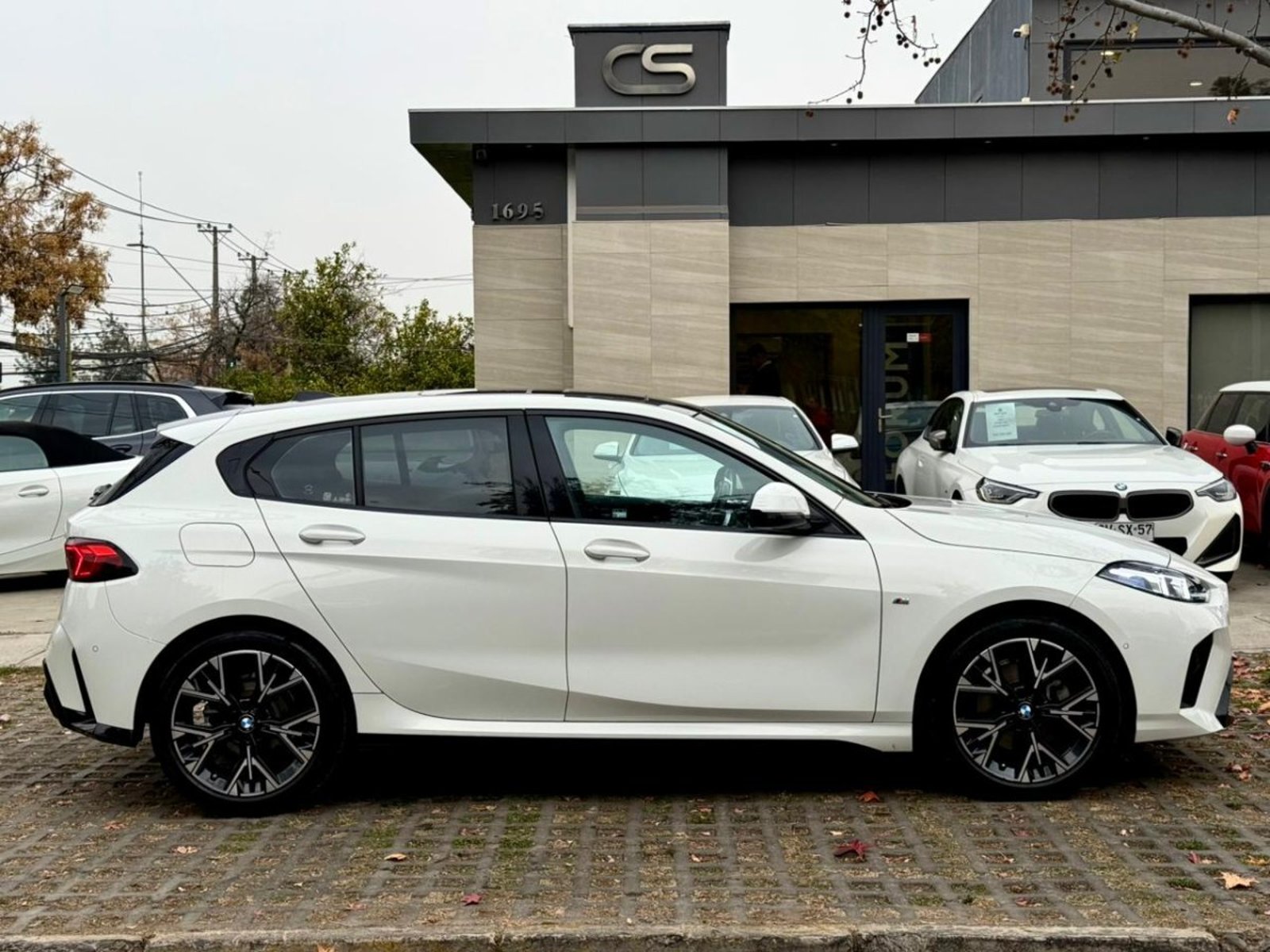 BMW 118 M SPORT 1.5 AT 2025 - Imagen 5 de 9
