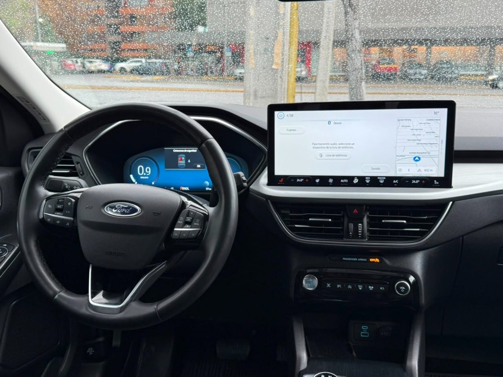 Ford ESCAPE PLATINUM AWD 2.0 AT 2024 - Imagen 9 de 10