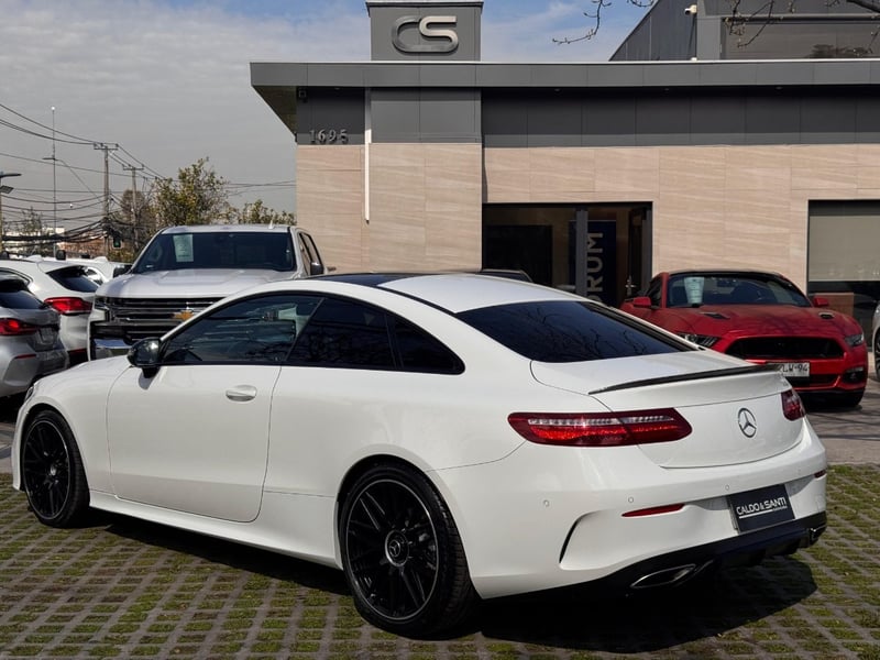 Mercedes-Benz E200 COUPE 2.0 AUT CGI 4x2 2019 - Imagen 3 de 10