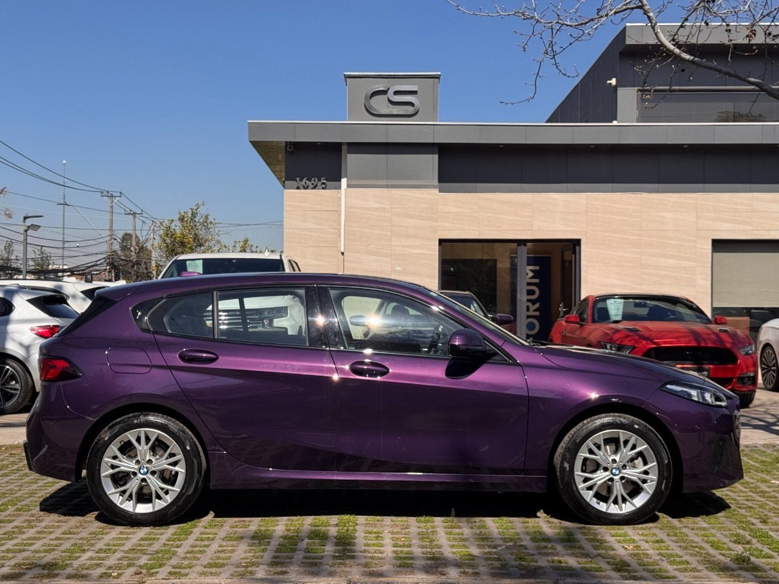 BMW 118 HATCHBACK 1.5 AT 2025 - Imagen 6 de 10