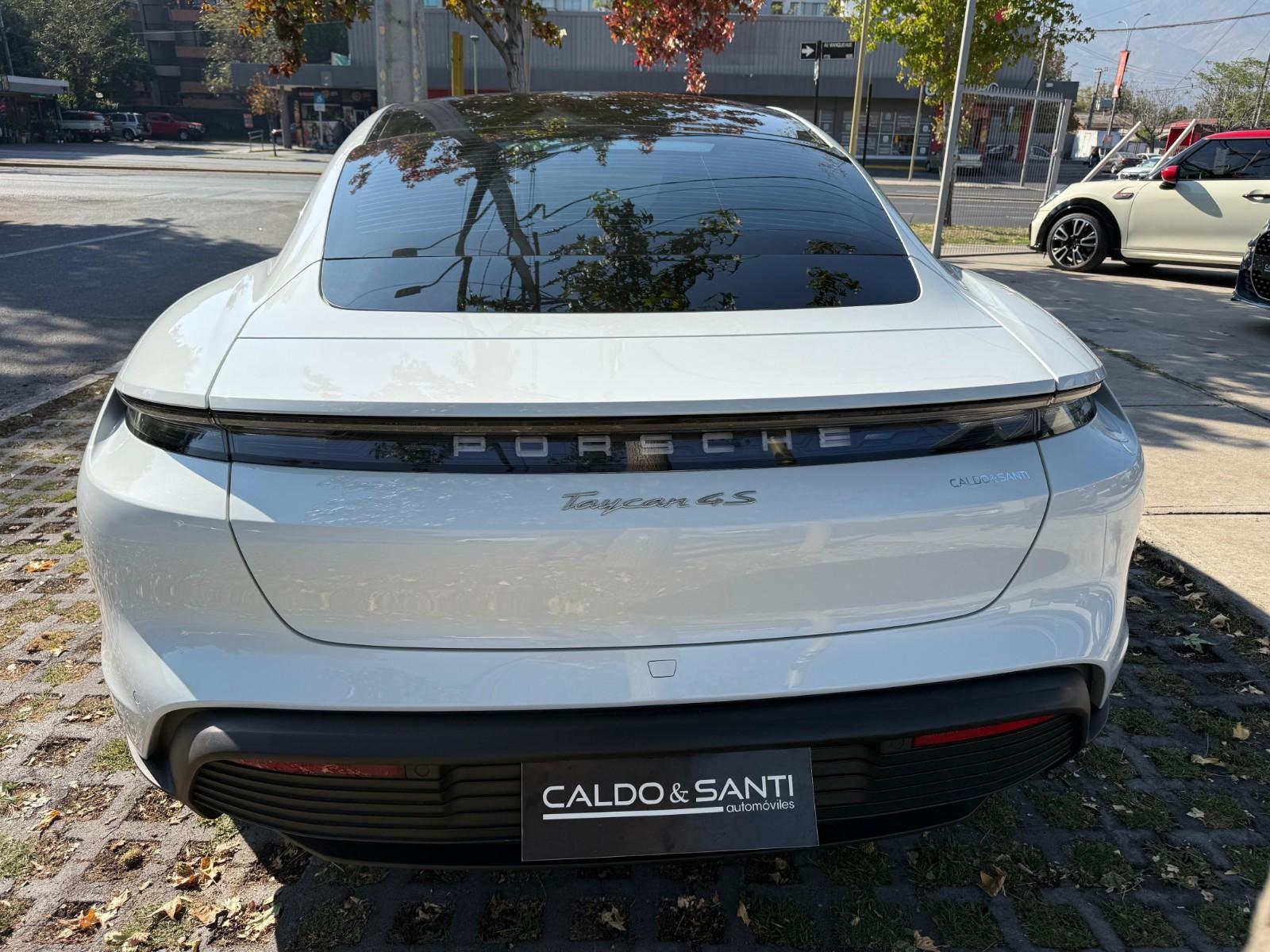 PORSCHE TAYCAN 4S AWD AT ELECTRICO 2022 - Imagen 6 de 10