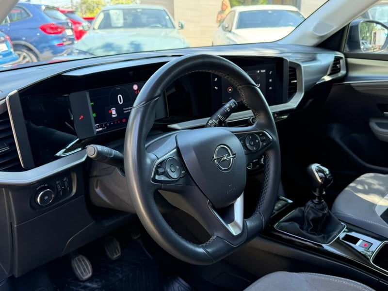 Opel MOKKA ELEGANCE 1.5 MT 2024 - Imagen 9 de 10
