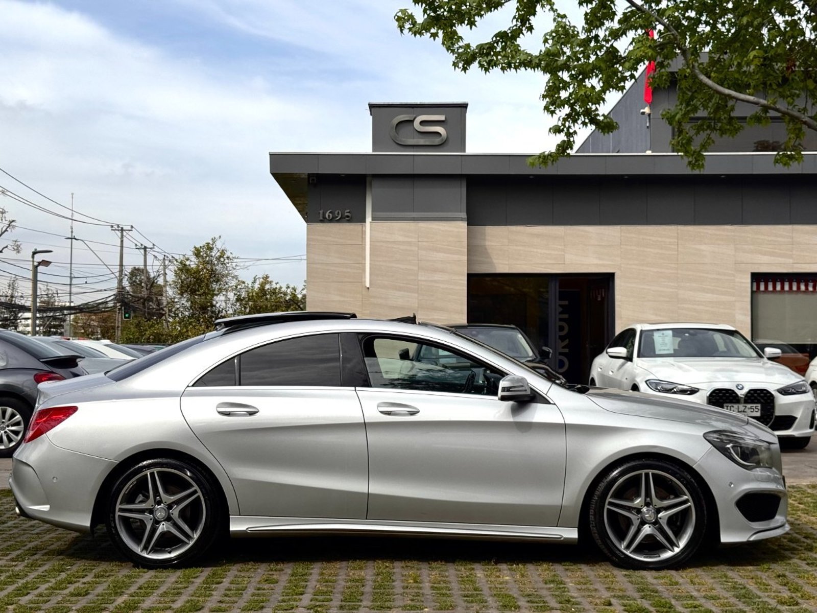 Mercedes-Benz CLA 250 2.0 AT 2016 - Foto 4 de 10