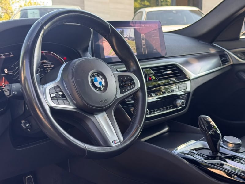BMW 530I M SPORT 2.0 AUT 2021 - Imagen 9 de 10