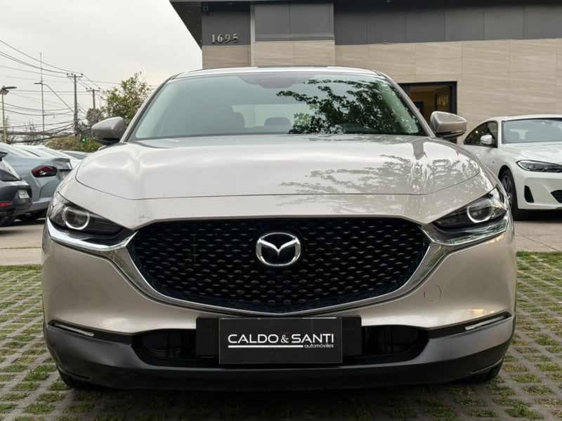 Mazda CX-30 2.0 CORE AT 2WD 2025 - Imagen 8 de 10
