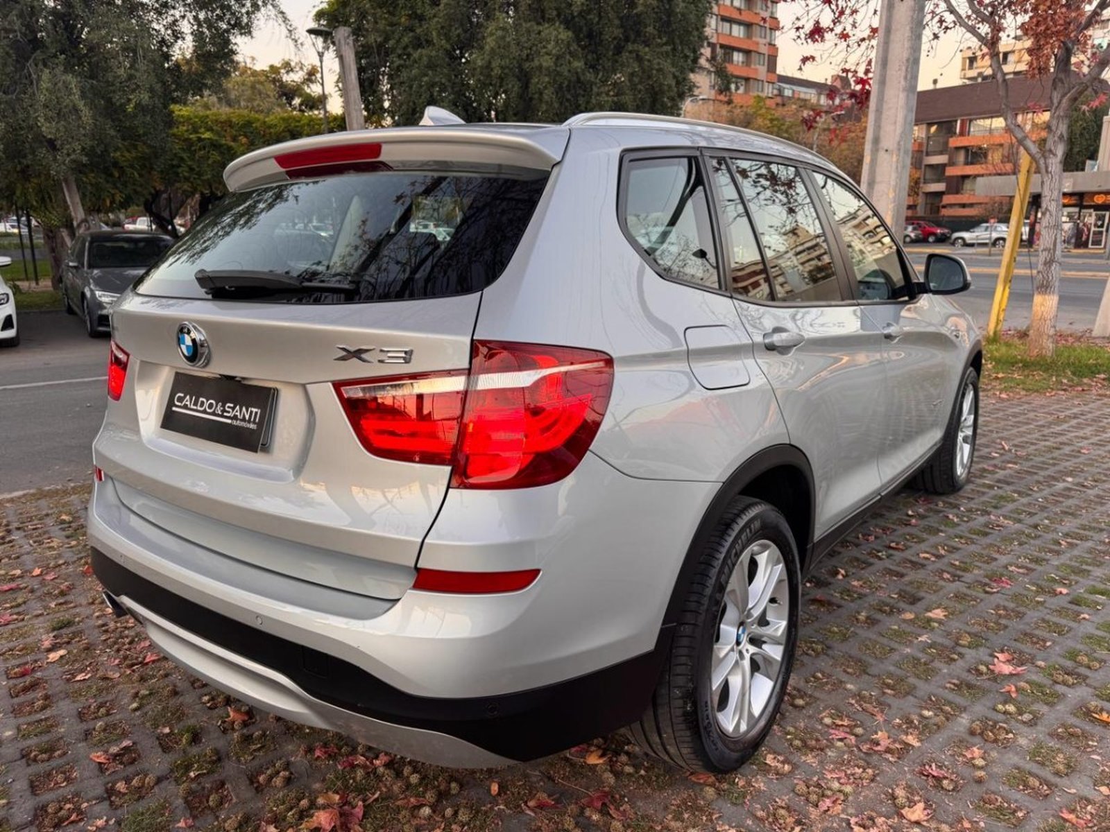 BMW X3 XDRIVE20D 2.0 AT DIESEL 2017 - Imagen 5 de 10