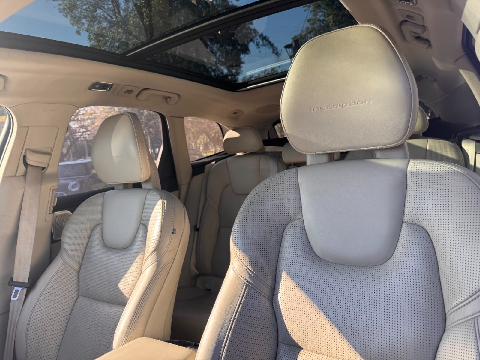 Volvo XC60 D5 INSCRIPTION 2.0 AT 2018 - Imagen 10 de 10