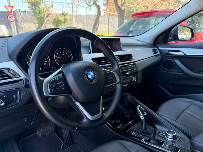 BMW X2 SDRIVE 18i 1.5 AT 2023 - Imagen 9 de 10