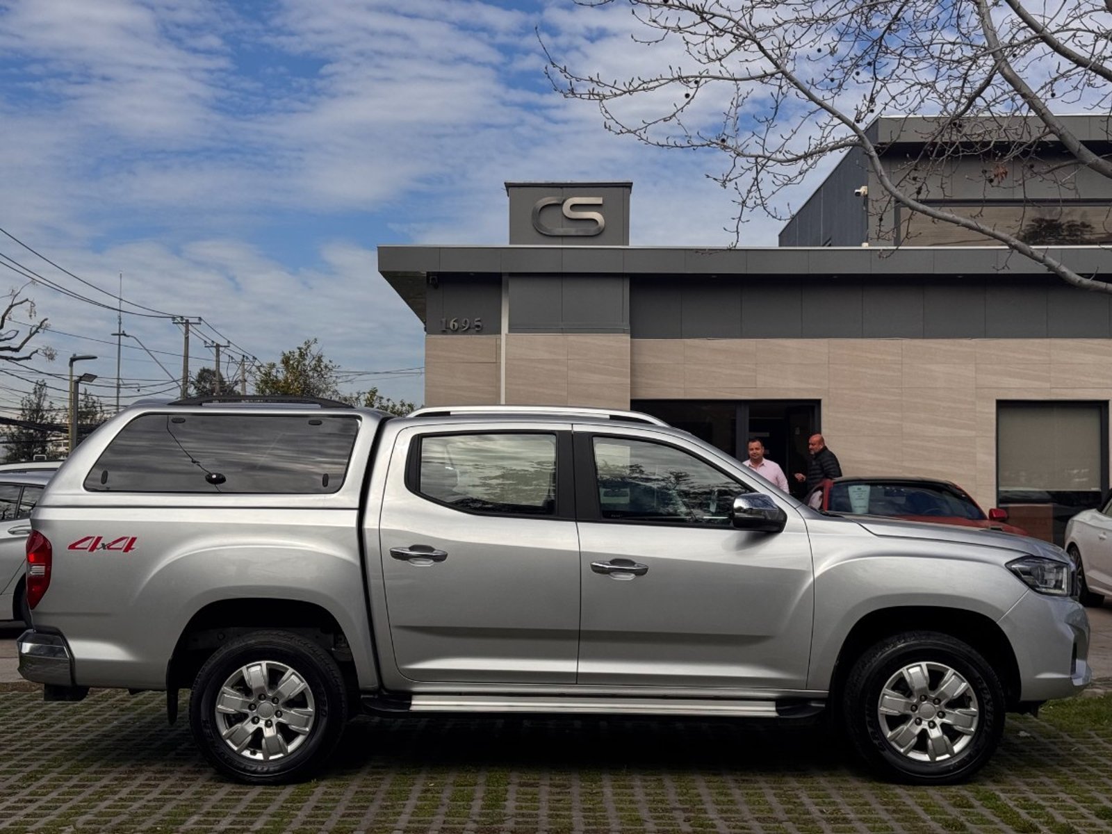 Maxus T60 DCAB 4X4 2.0 AT 2023 - Imagen 6 de 10