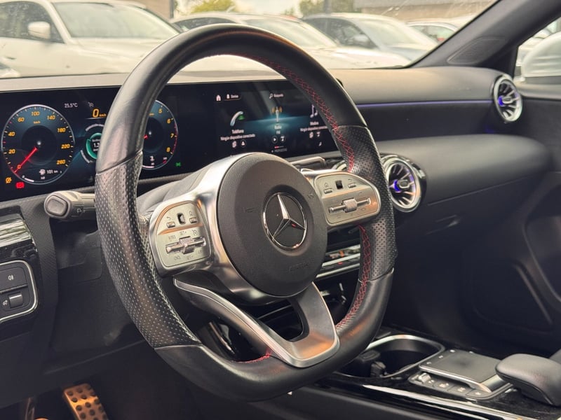 Mercedes-Benz A250 SEDAN 2.0 AT 2022 - Imagen 8 de 9