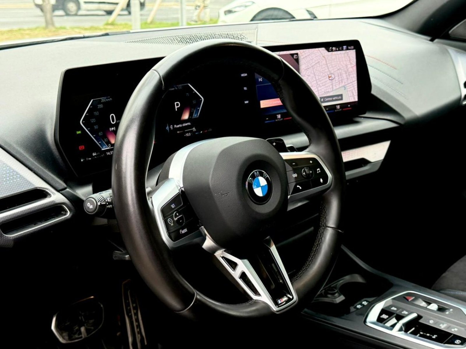BMW 118 M SPORT 1.5 AT 2025 - Imagen 8 de 9