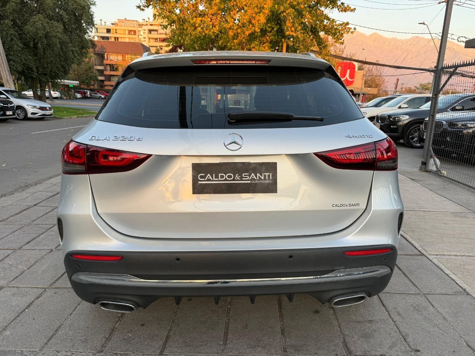 Mercedes-Benz GLA 220 1.9 AT DIESEL 4MATIC 2023 - Foto 5 de 10