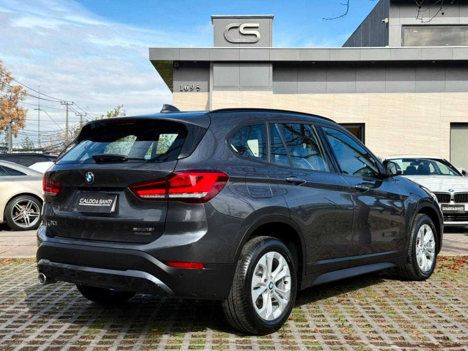 BMW X1 SDRIVE 18i 1.5 AT 2020 - Foto 5 de 10