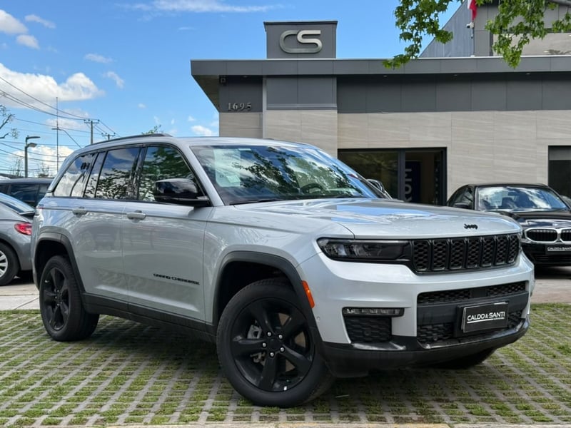 Jeep GRAND CHEROKEE LAREDO 4X4 3.6 AUT 2024 - Imagen 7 de 10