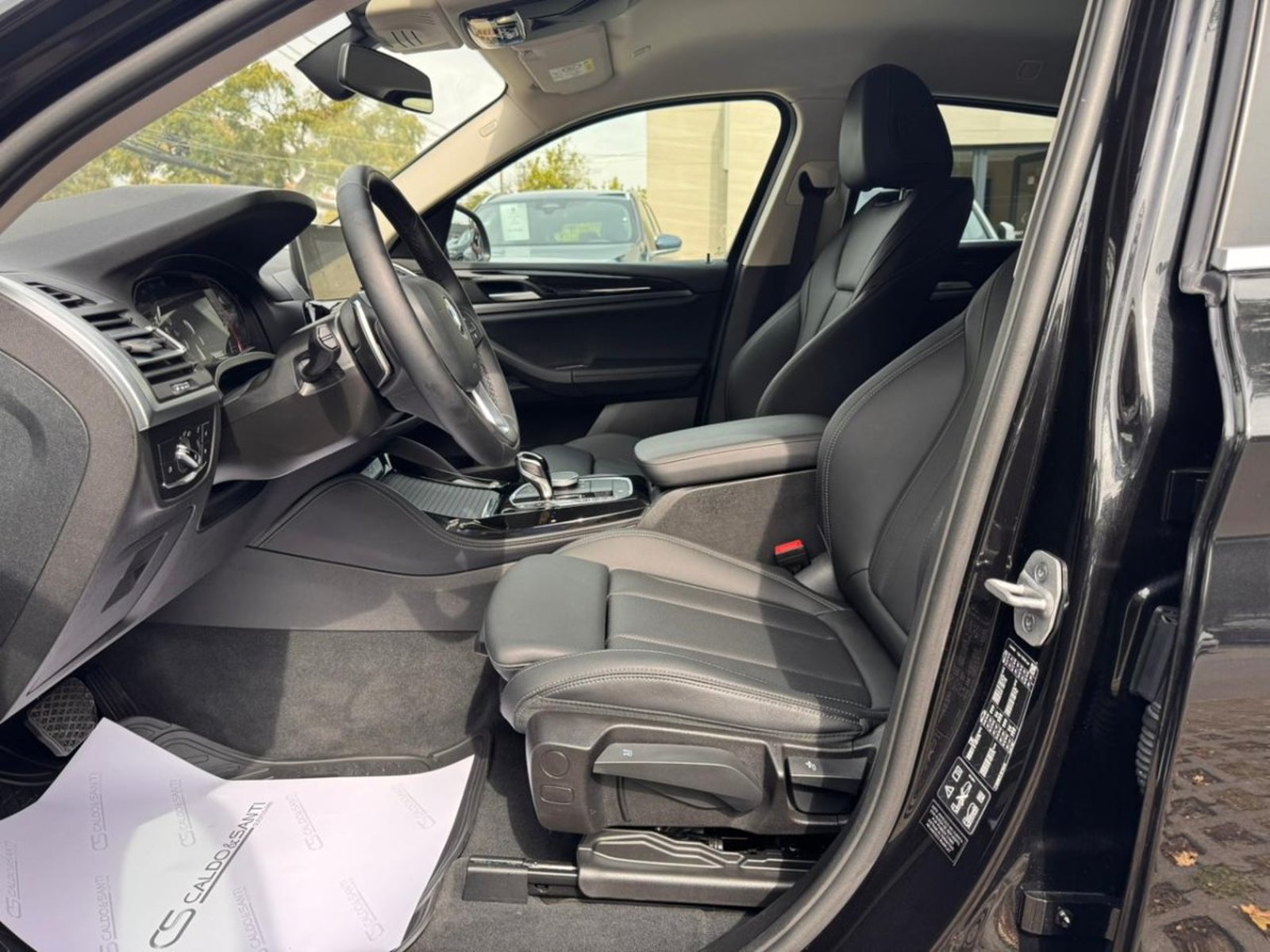BMW X4 XDRIVE20I 2.0 AT 4X4 2025 - Imagen 9 de 9