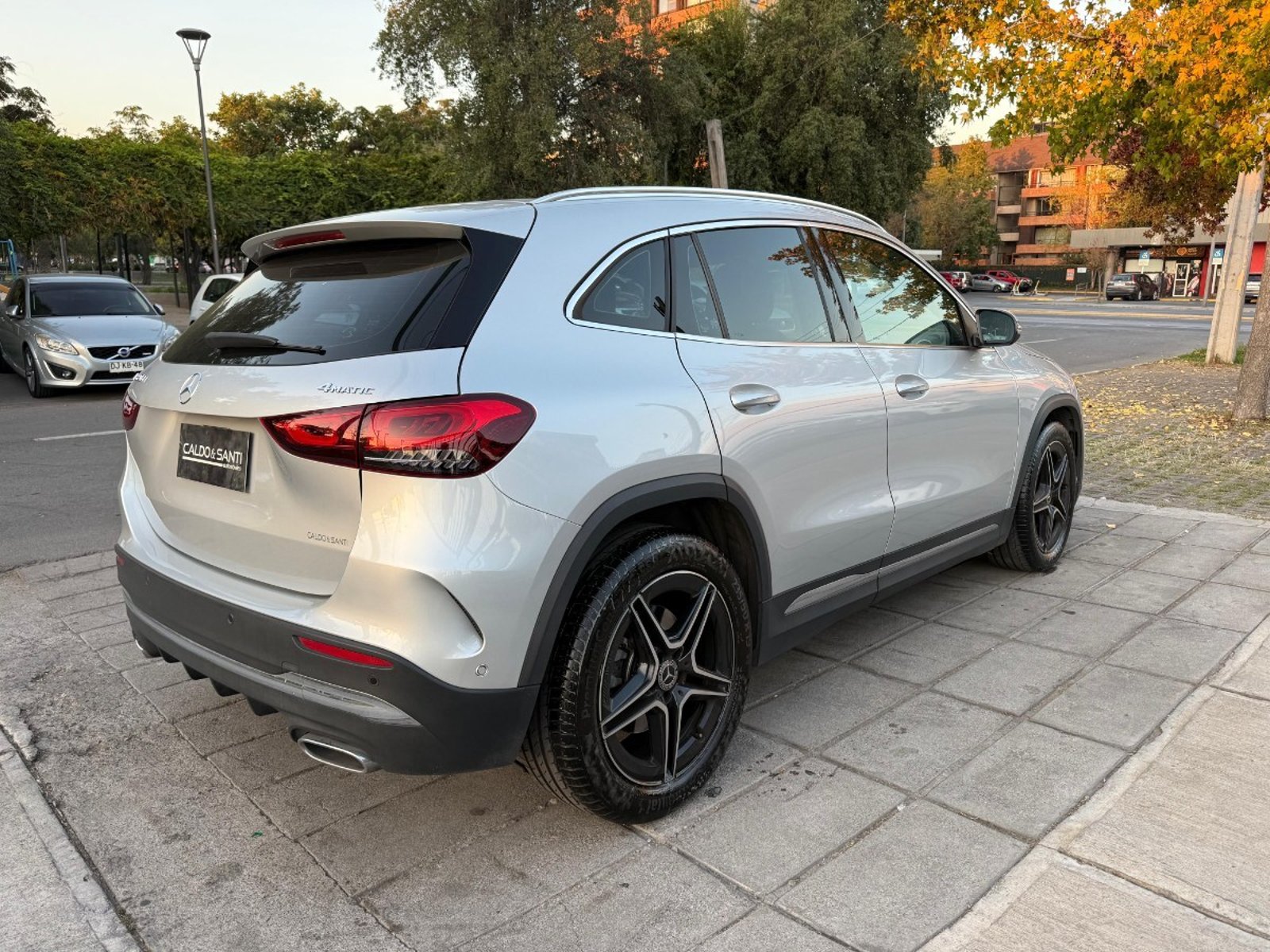 Mercedes-Benz GLA 220 1.9 AT DIESEL 4MATIC 2023 - Foto 4 de 10