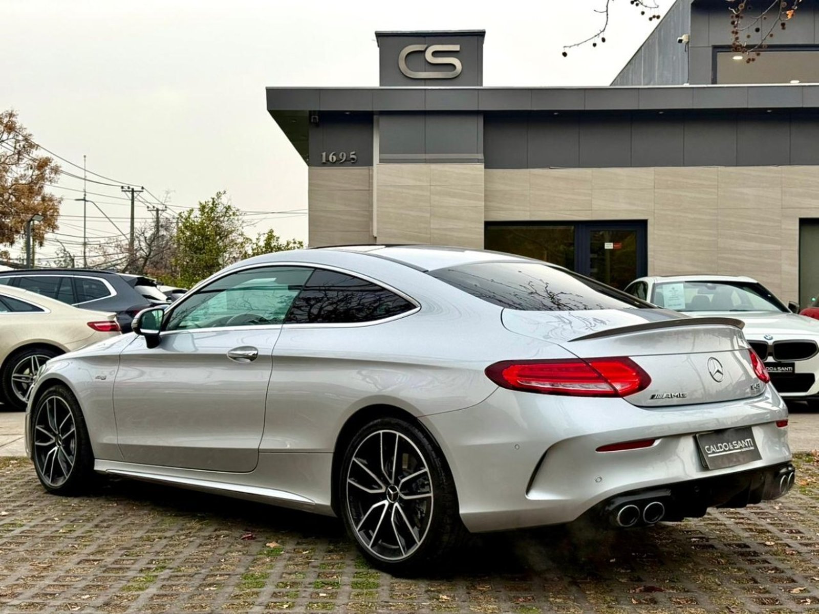 Mercedes-Benz C43 AMG COUPE 3.0 BI TURBO 2020 - Foto 3 de 10