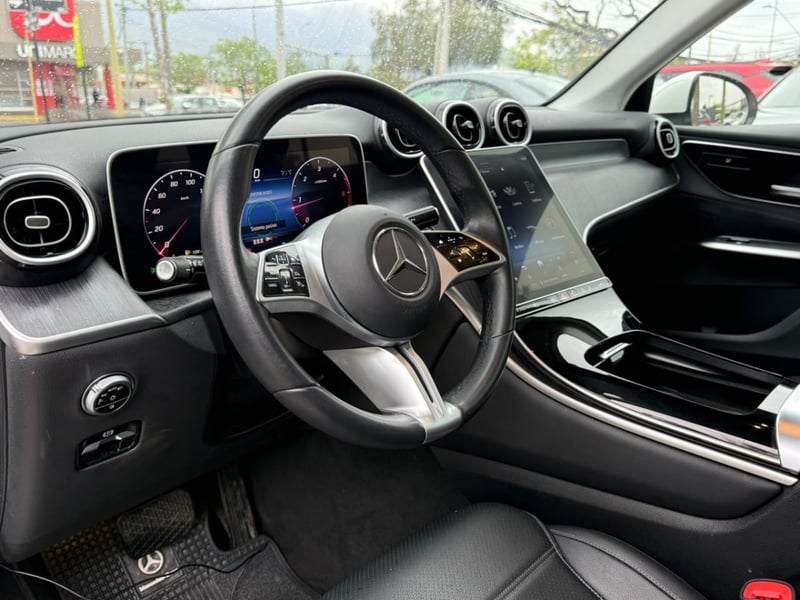 Mercedes-Benz GLC 220D 4MATIC 2.0 AUT 2025 - Imagen 9 de 10