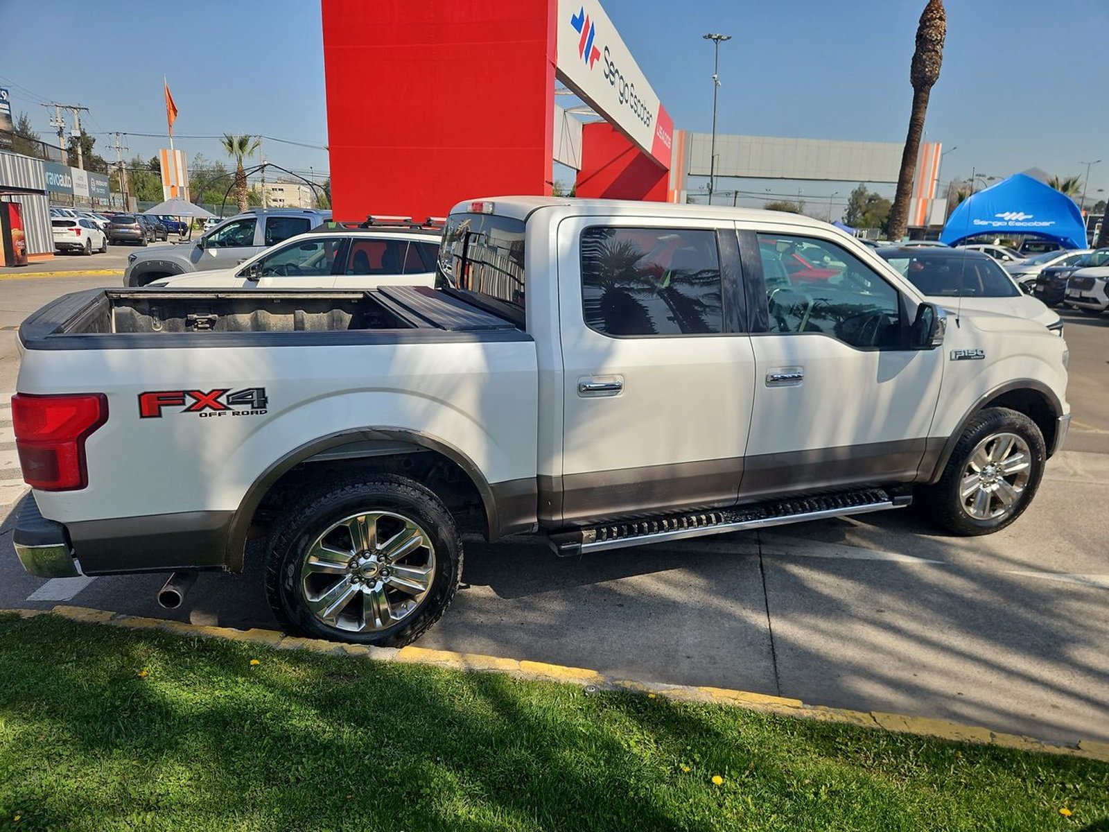 Ford F-150 2019 - Imagen 9 de 15