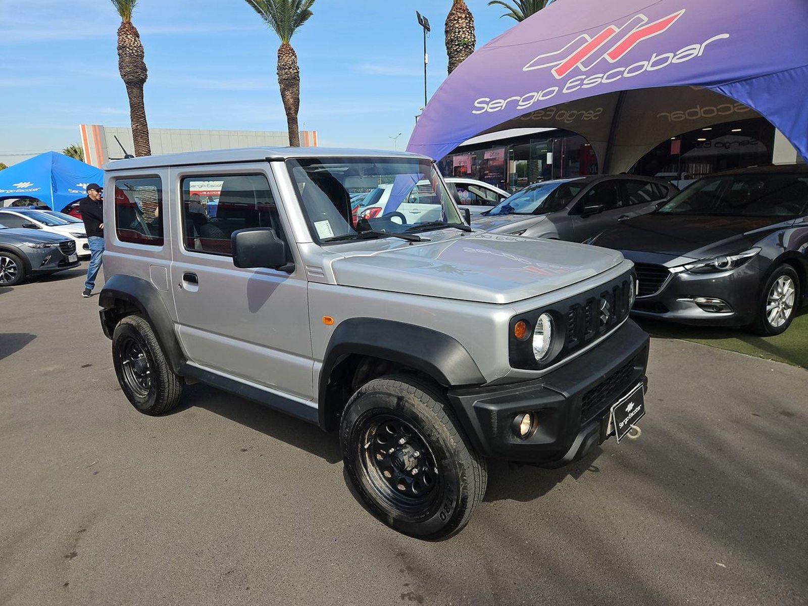 Suzuki JIMNY 2023 - Foto 2 de 15