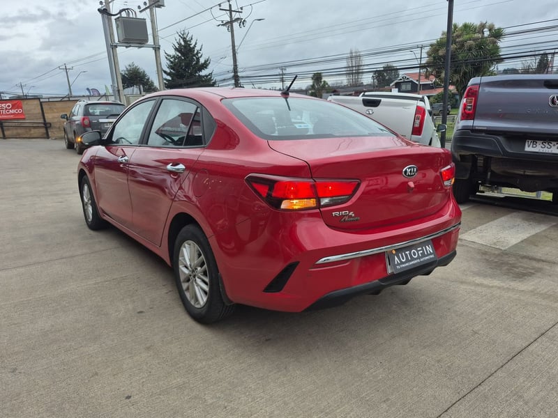 Kia RIO 4 2022 - Imagen 6 de 15