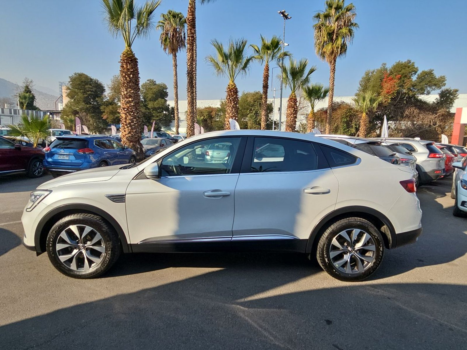 RENAULT ARKANA 2022 - Foto 5 de 15