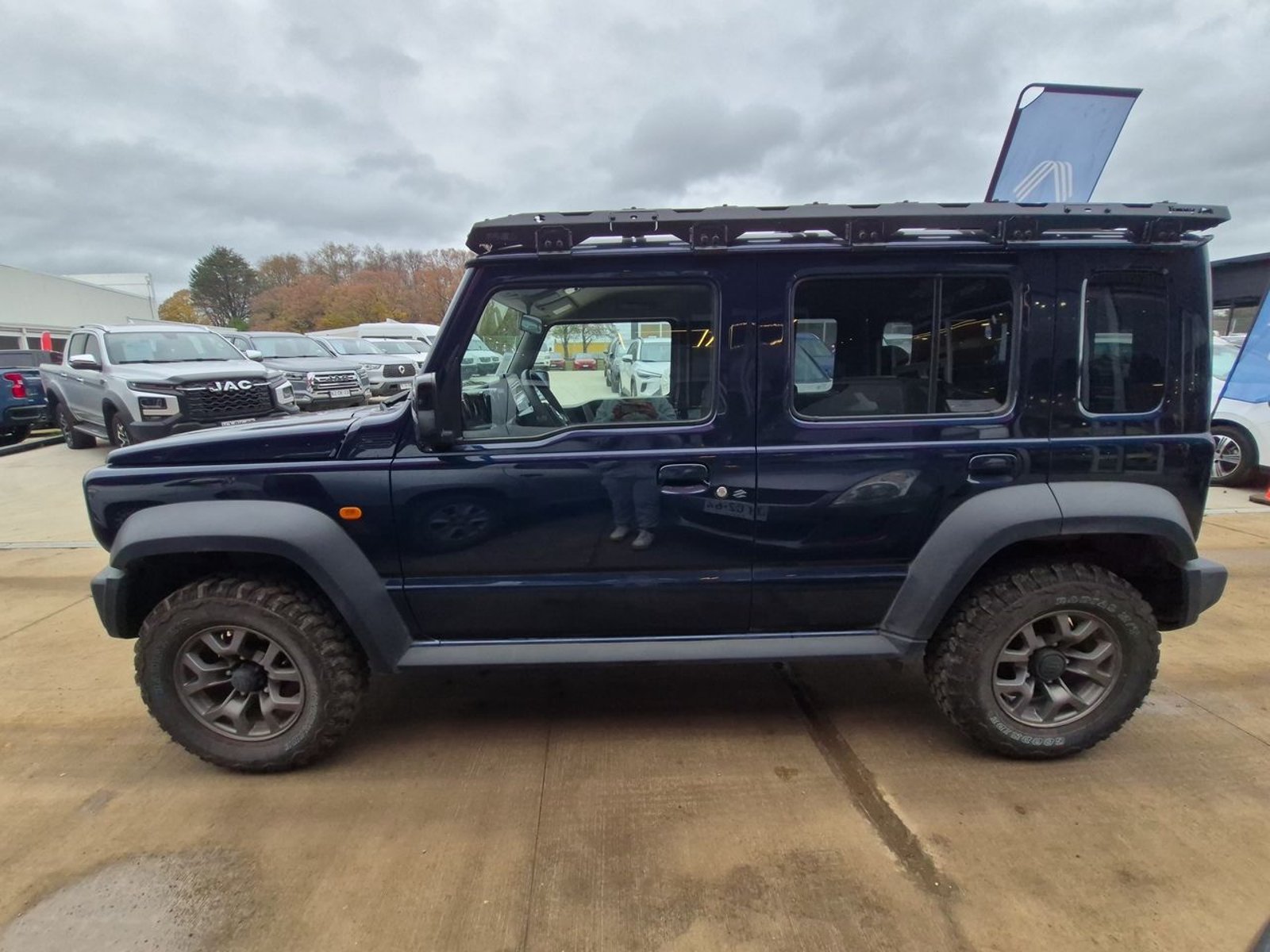 SUZUKI JIMNY 2025 - Imagen 5 de 15