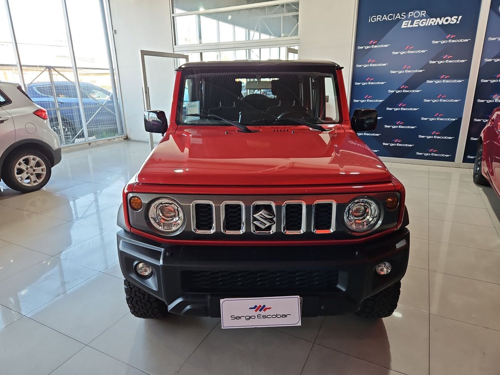 SUZUKI JIMNY 2024 - Foto 3 de 15