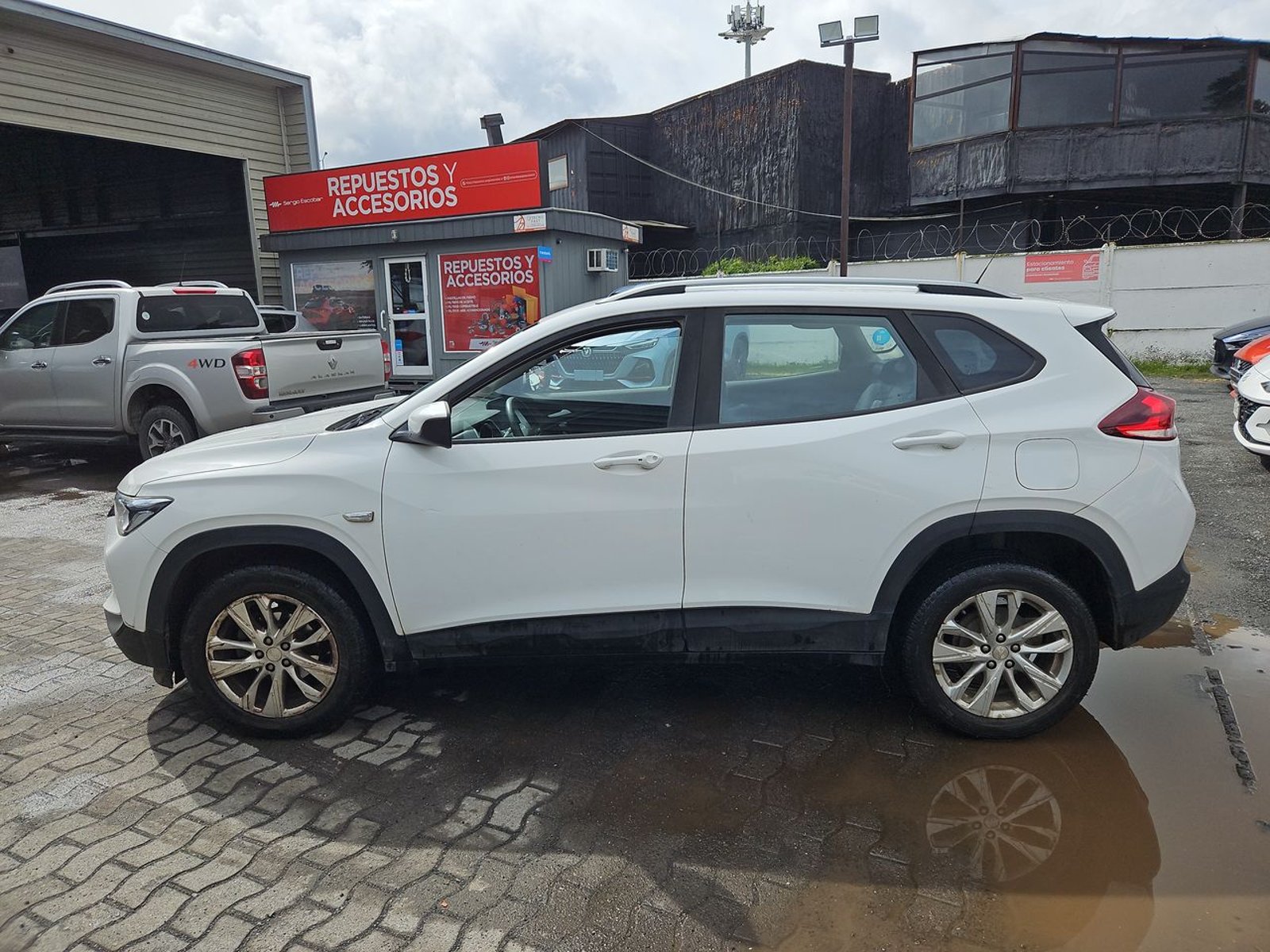 Chevrolet TRACKER 2021 - Imagen 9 de 15