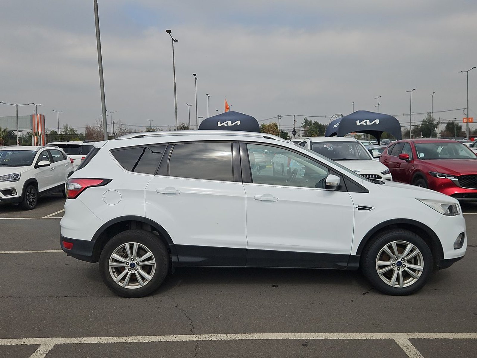 Ford ESCAPE 2019 - Imagen 9 de 15