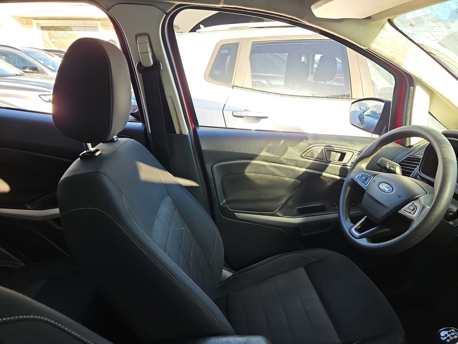 Ford ECOSPORT 2018 - Imagen 14 de 15