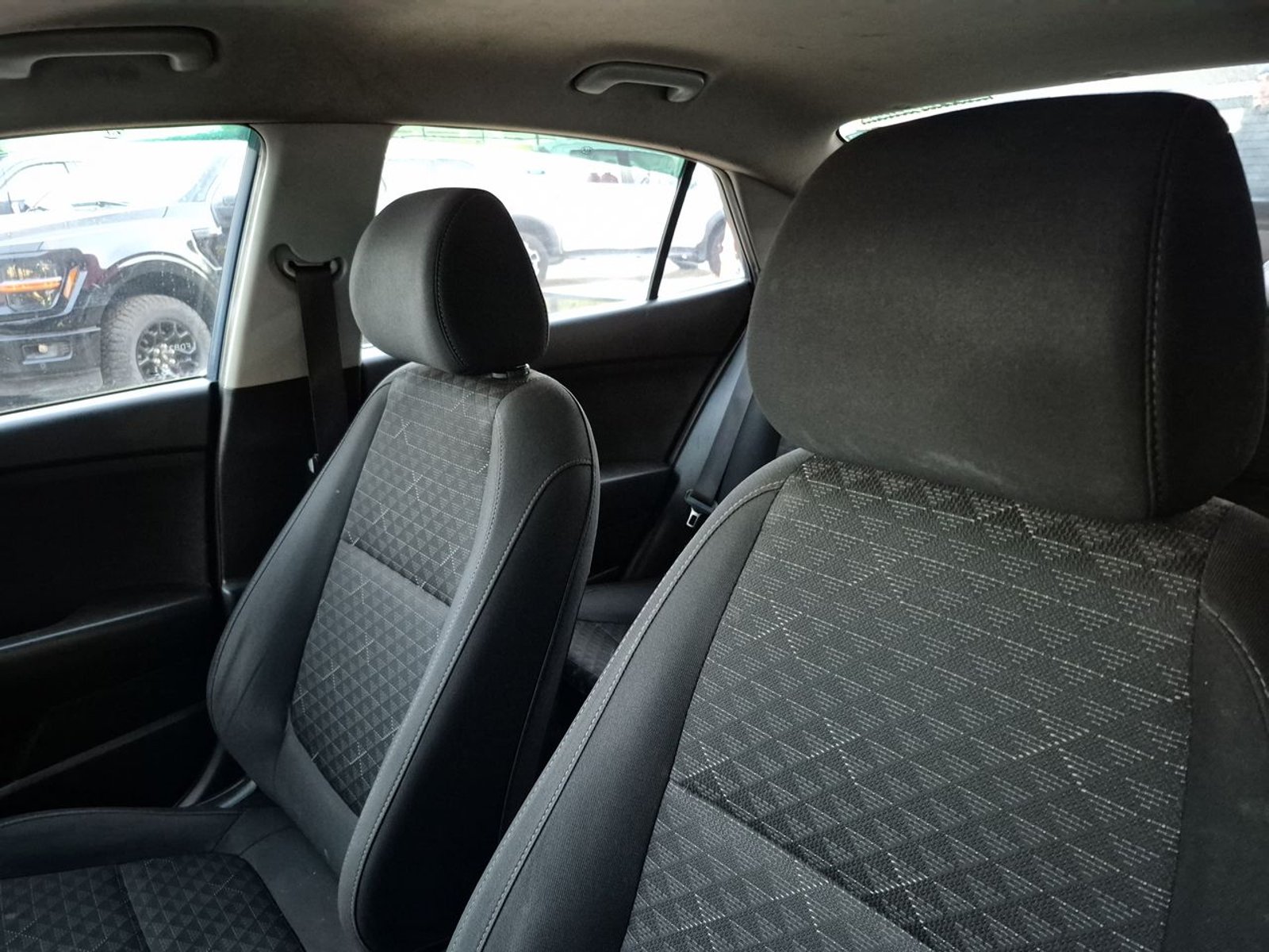 Kia RIO 4 2109 - Imagen 15 de 15