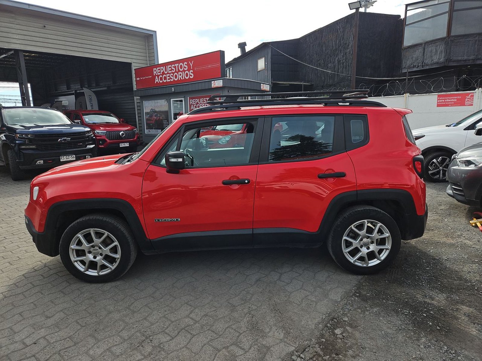 JEEP RENEGADE 2021 - Imagen 9 de 15