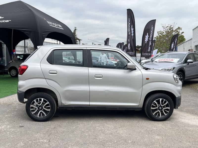 Suzuki S-PRESSO 2024 - Imagen 9 de 15