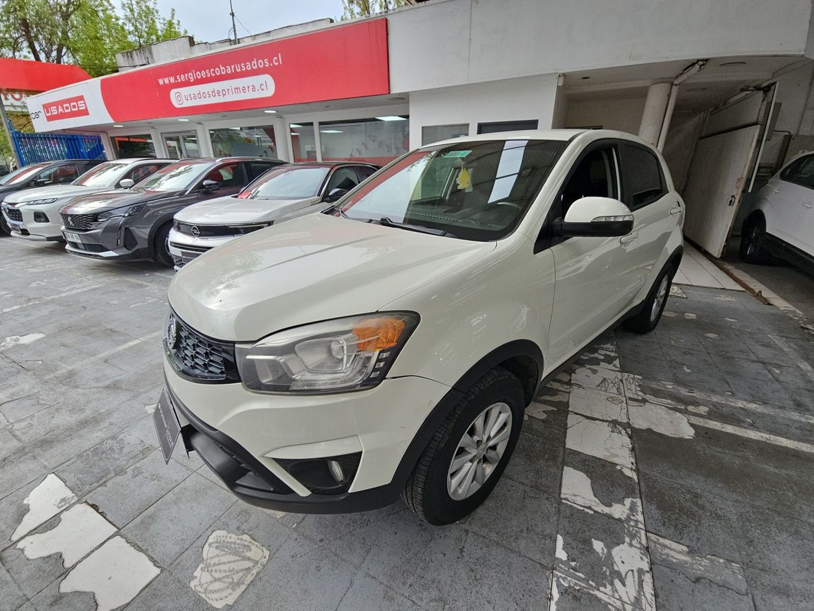 SsangYong KORANDO 2014 - Foto 2 de 15