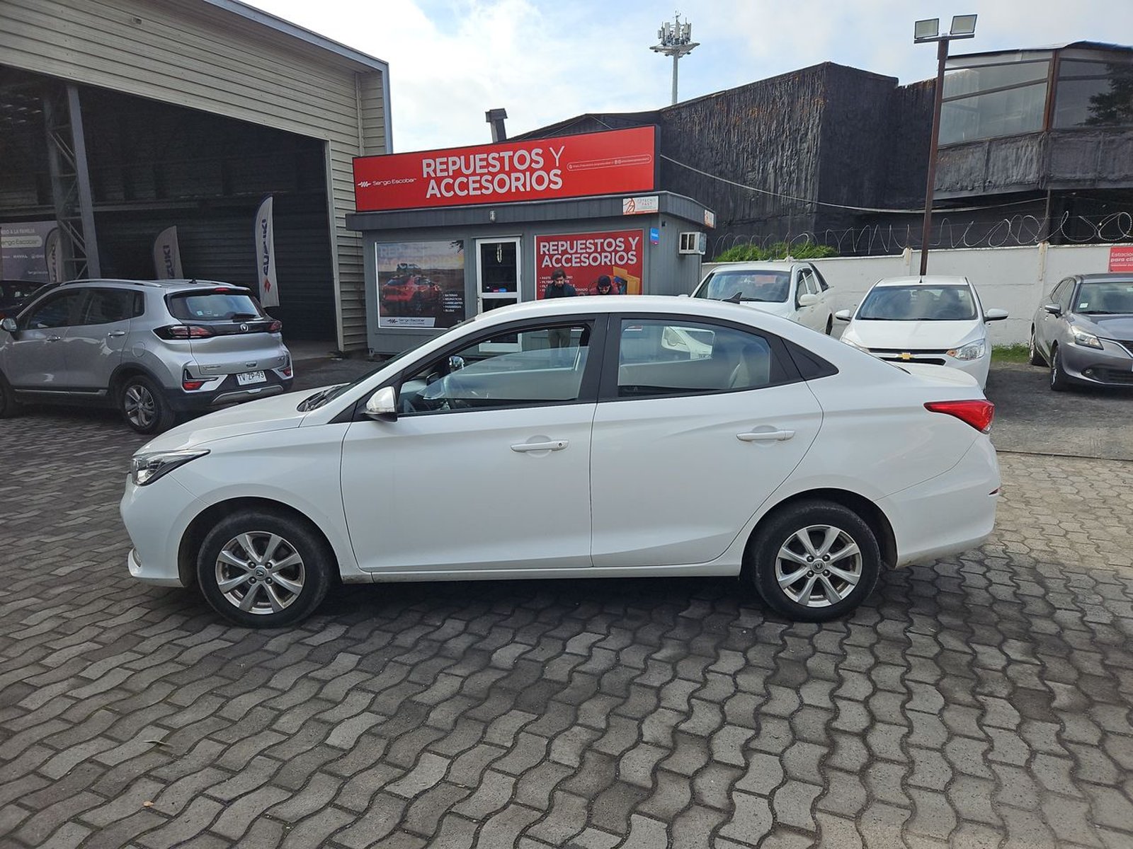 CHANGAN ALSVIN 2021 - Imagen 9 de 15