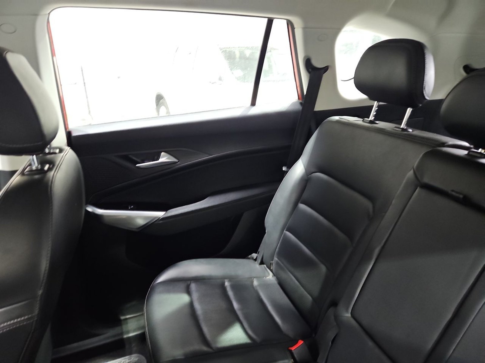 JAC JS8 2023 - Imagen 11 de 15