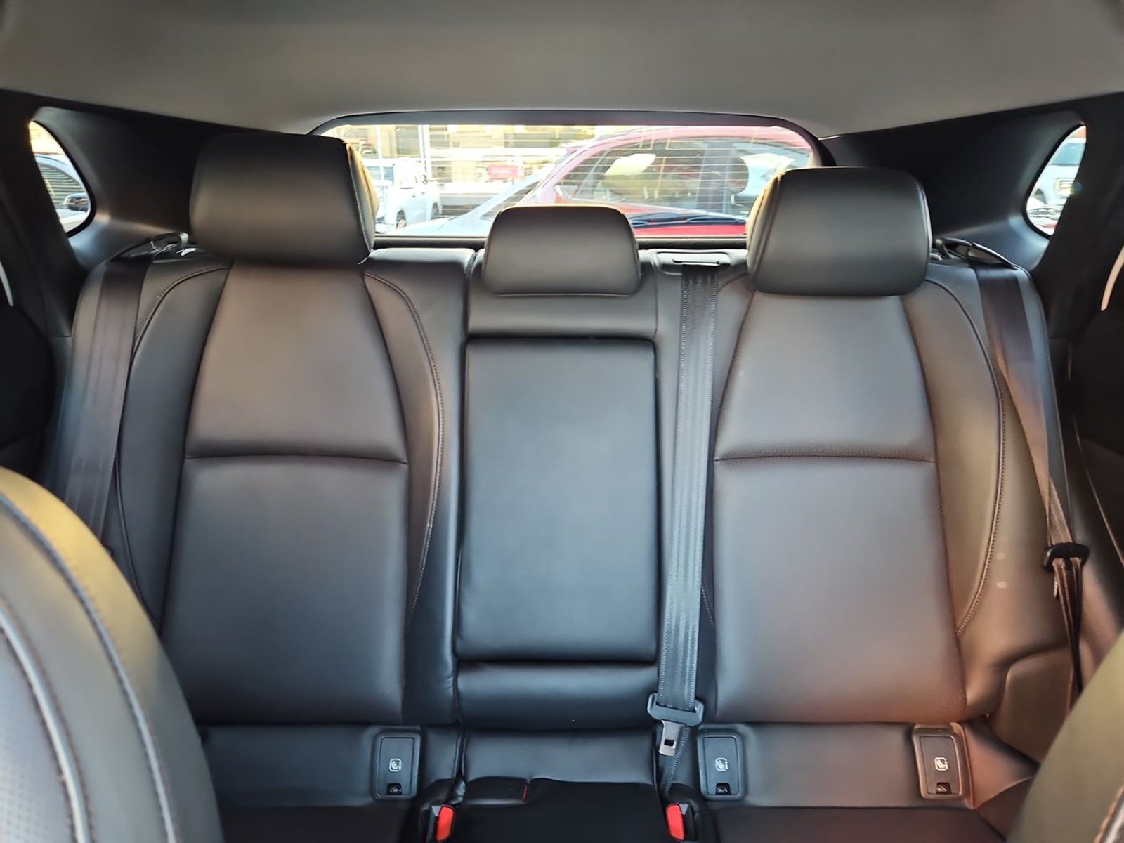 MAZDA CX-30 2025 - Imagen 12 de 15